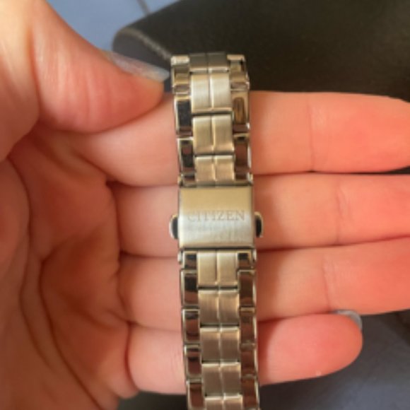 Citizen Women's Eco-Drive Watch - Picture 4 of 7